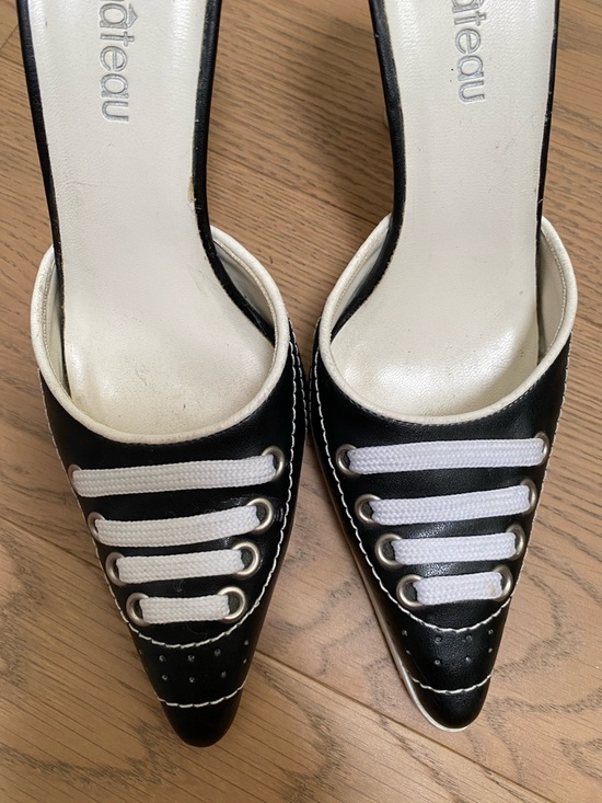 le chateau Pointed Toe Mule Heels with Lace Detail - Picture 8 of 12